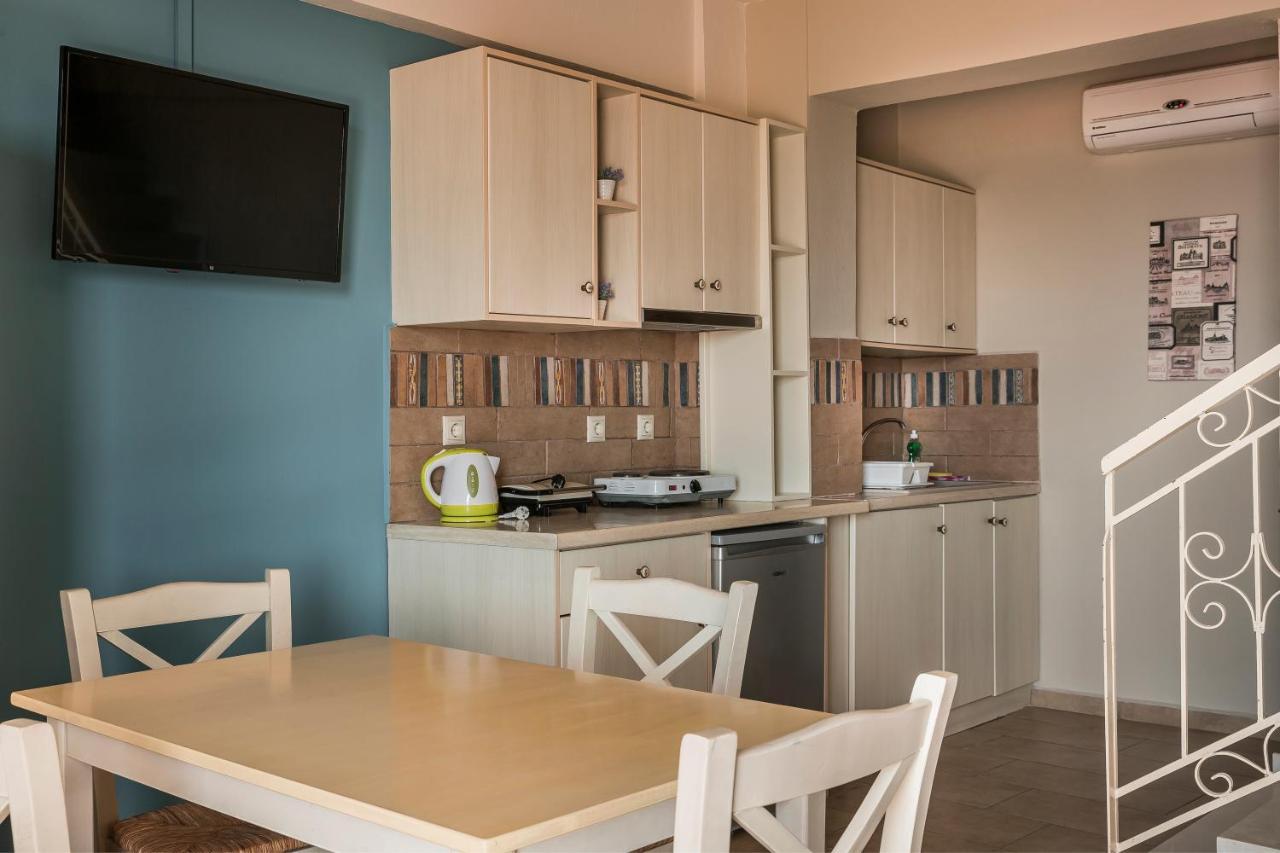 Irilena Studios And Apartments Ласси Экстерьер фото
