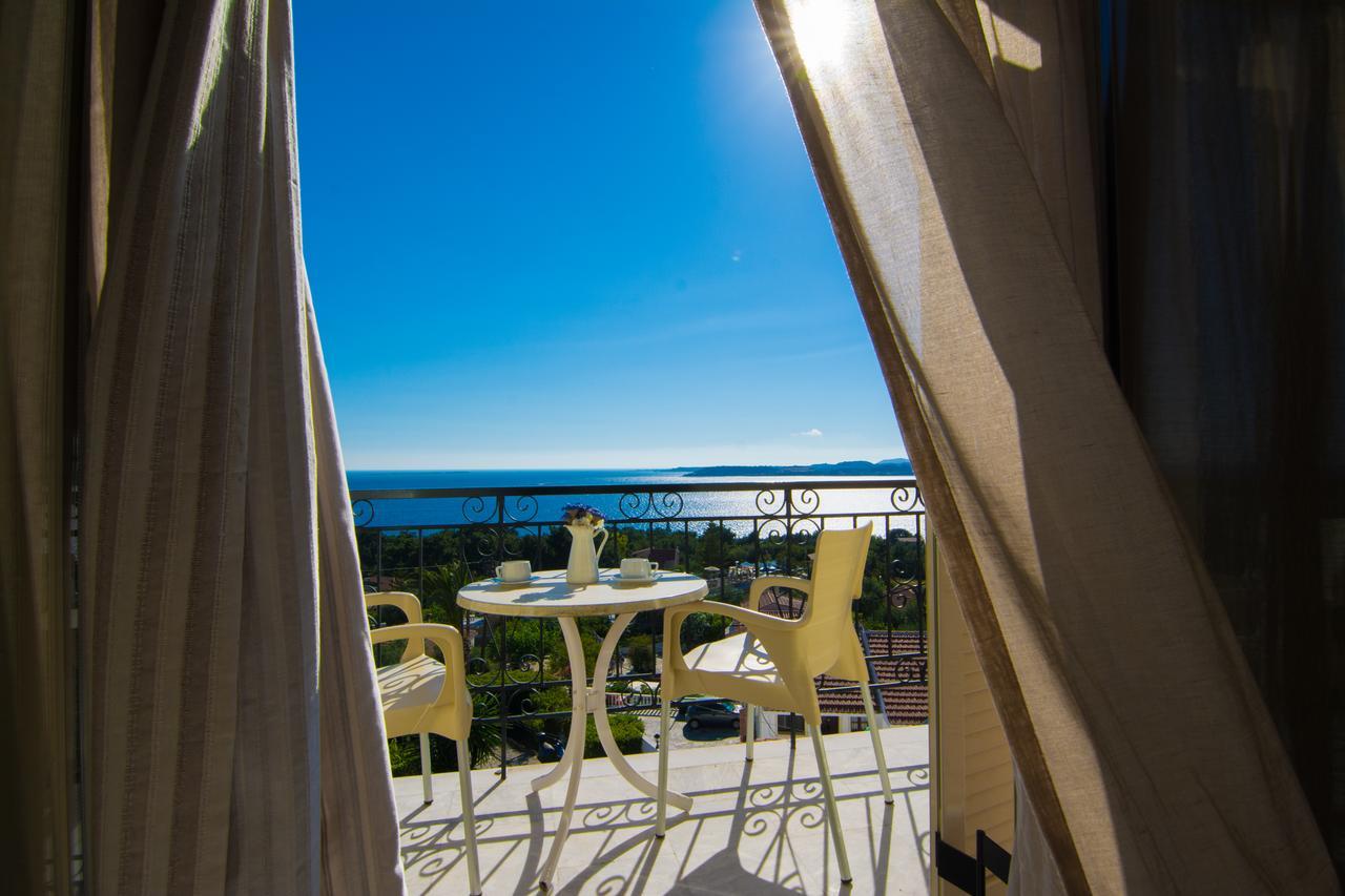 Irilena Studios And Apartments Ласси Экстерьер фото